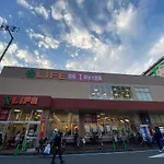 ラグジュアリ難波301